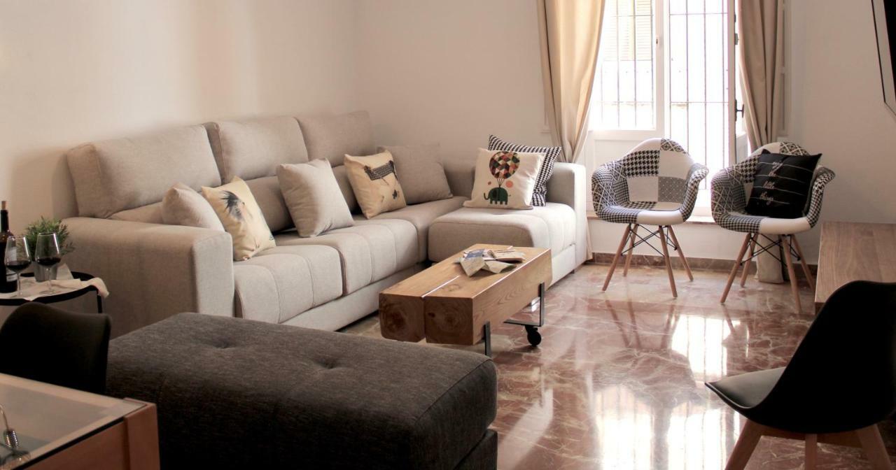 אל פוארטו דה סנטה מריה Gatu Premium Villa Aramburu, " Preferente Mayores De 25 Anos Y Familias " מראה חיצוני תמונה