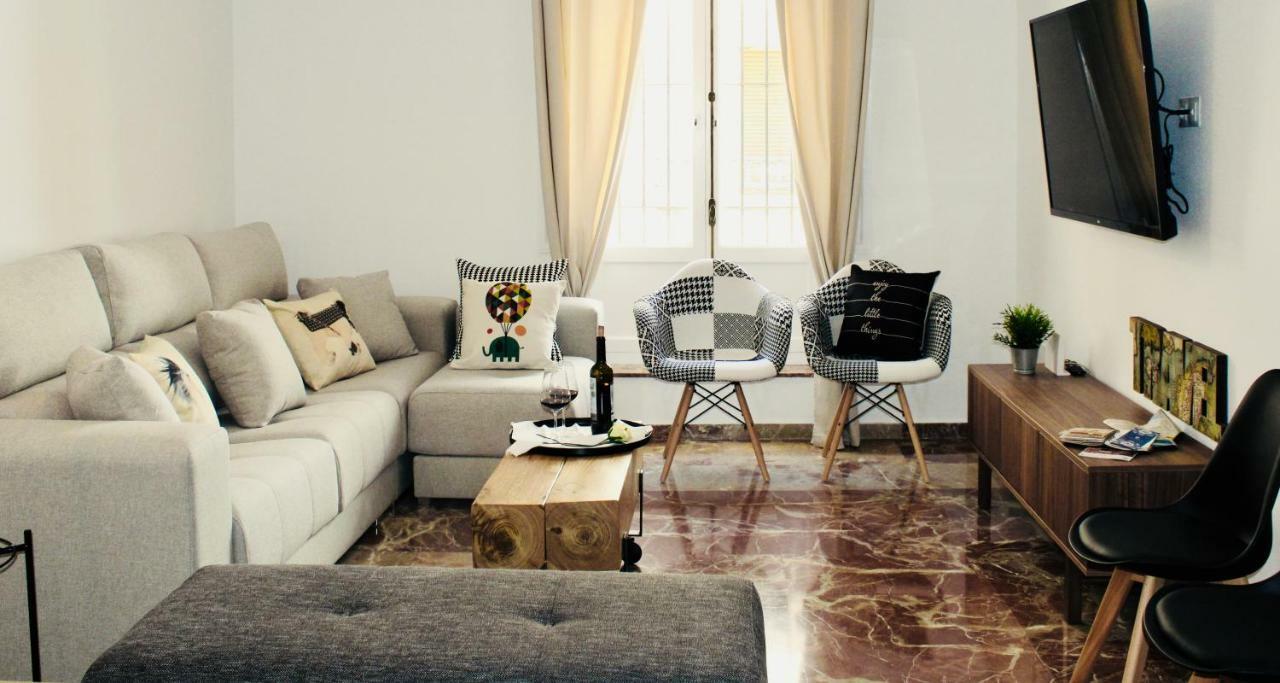 אל פוארטו דה סנטה מריה Gatu Premium Villa Aramburu, " Preferente Mayores De 25 Anos Y Familias " מראה חיצוני תמונה