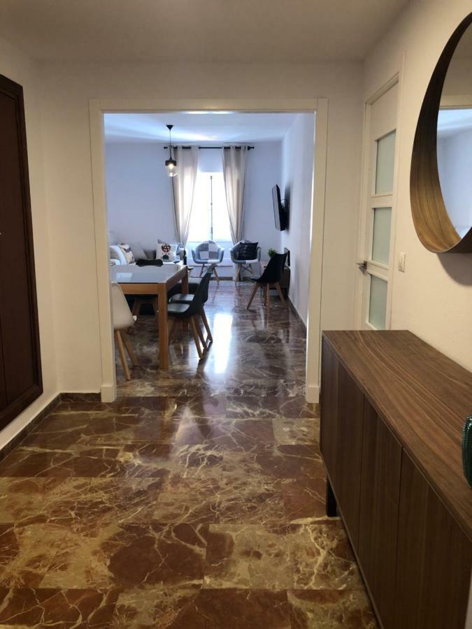 אל פוארטו דה סנטה מריה Gatu Premium Villa Aramburu, " Preferente Mayores De 25 Anos Y Familias " מראה חיצוני תמונה