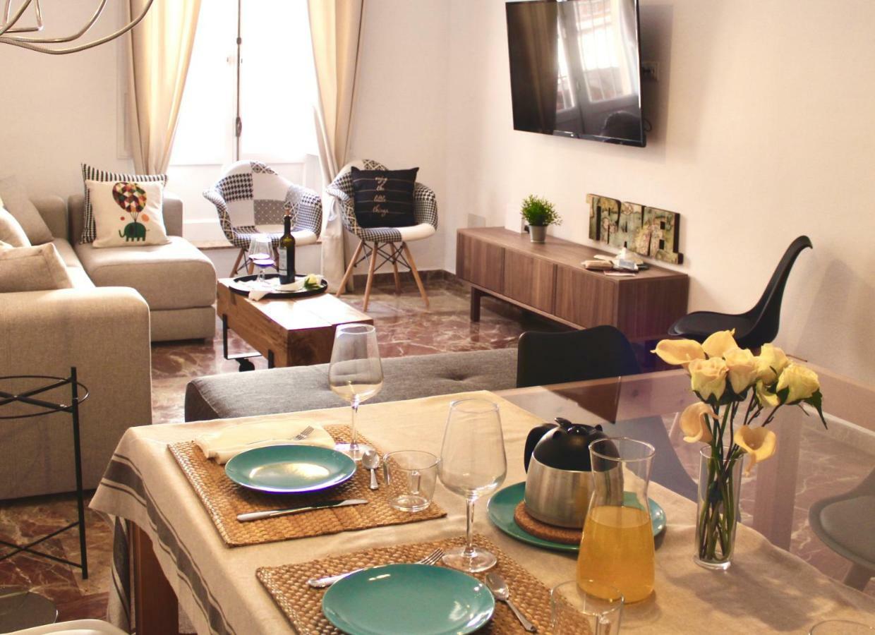 אל פוארטו דה סנטה מריה Gatu Premium Villa Aramburu, " Preferente Mayores De 25 Anos Y Familias " מראה חיצוני תמונה